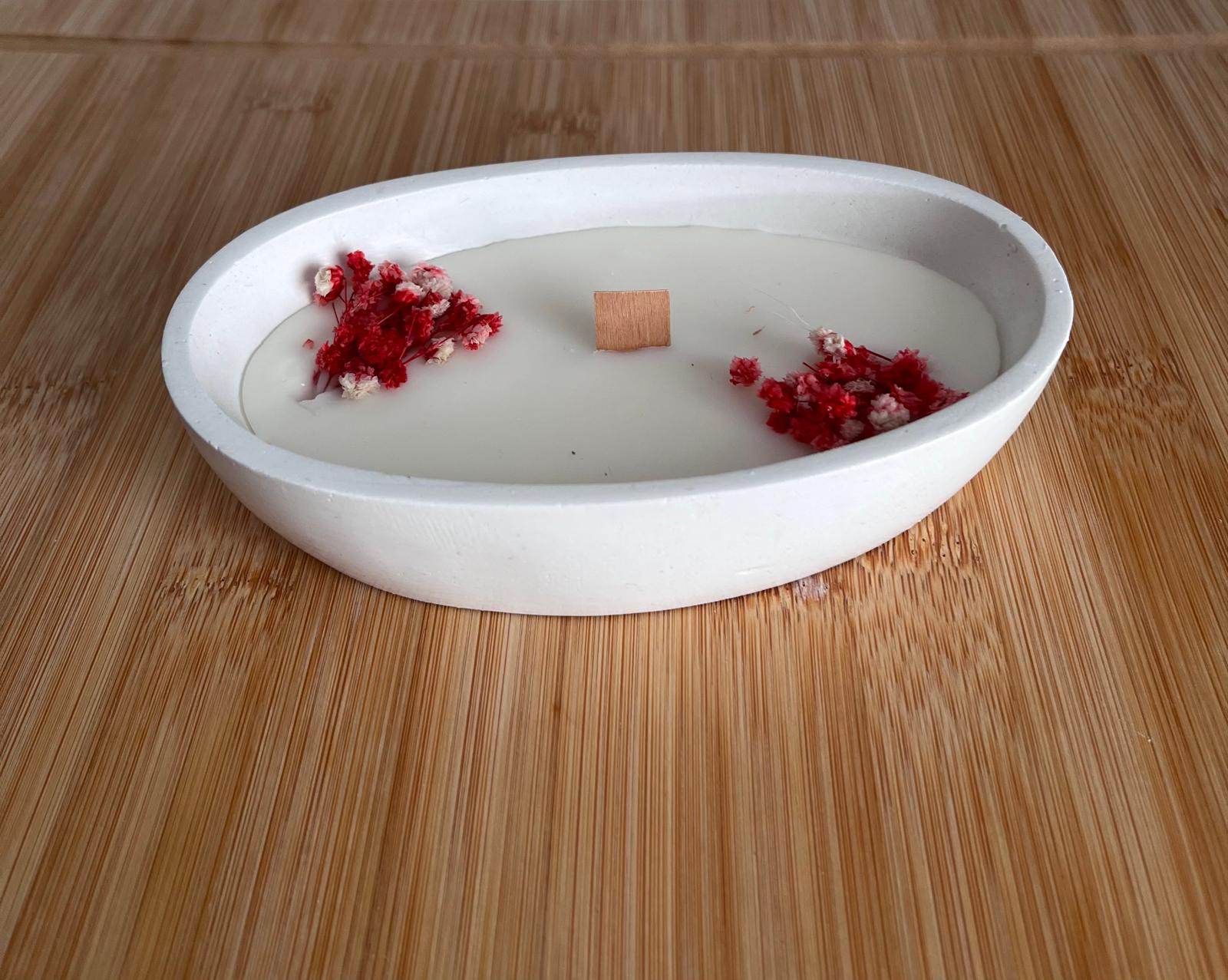 Cuenco de yeso artesanal con vela de soja interior